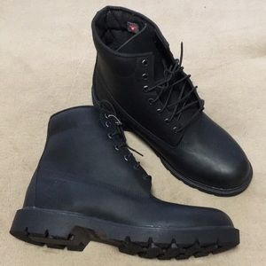 NWOB Timberland men’s six-inch basic boot